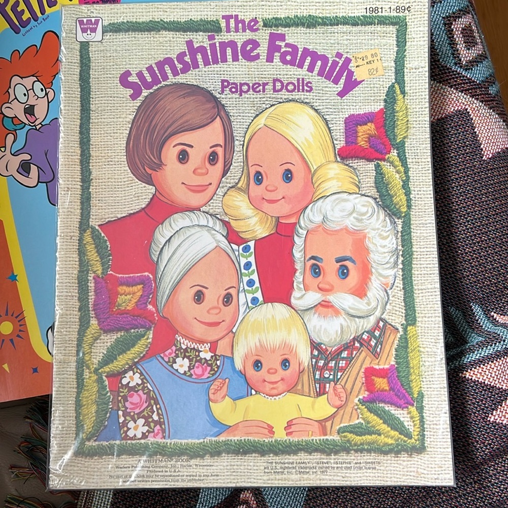 The Sunshine Family Paper Dolls